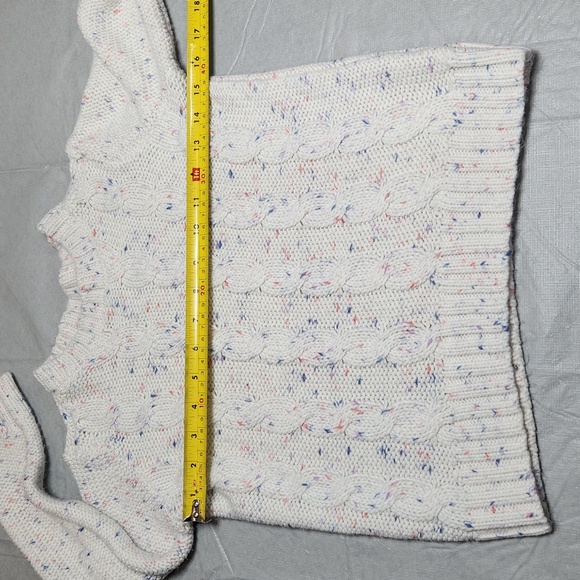 Osh Kosh Knitted Sweater - Picture 9 of 10